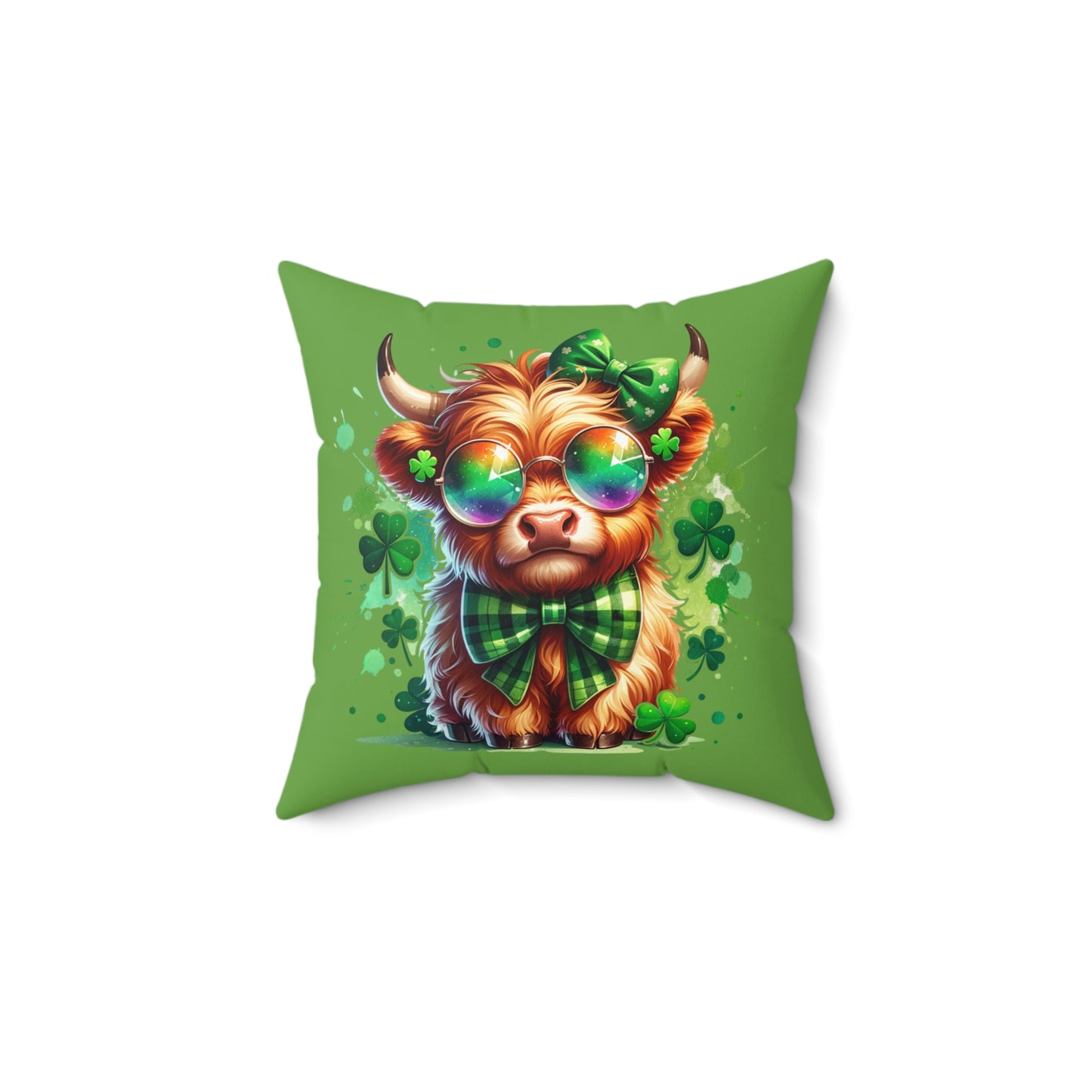 St. Patricks Day Highland Cow Pillow, Cute Home Decor, Throw Cushion for Cozy Living Spaces, Irish Gift, Shamrock Decoration