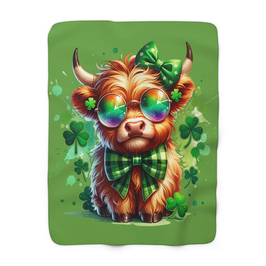 Adorable Highland Cow Sherpa Fleece Blanket, Cozy St. Patricks Day Decor, Warm Gift for Animal Lovers, Campbell Clan Pride, Soft Throw for